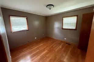 305 Seminole St, Park Forest, IL 60466 - Photo 5