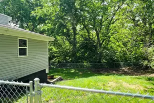 207 Hillman St, Washington, IL 61571 - Photo 13