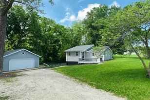 207 Hillman St, Washington, IL 61571 - Photo 7