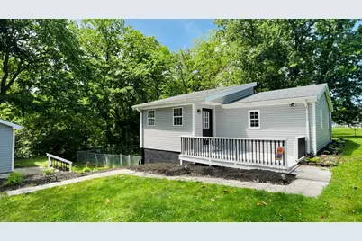 207 Hillman Street, Washington, IL 61571 - Photo 3