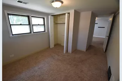 7852 Sprucewood Avenue, Woodridge, IL 60517 - Photo 39