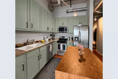 933 W Van Buren Street #823, Chicago, IL 60607 - Photo 3