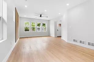 4829 W Strong St, Chicago, IL 60630 - Photo 5