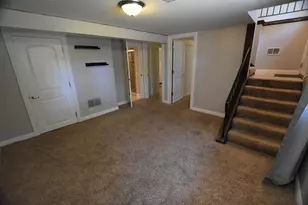 7852 Sprucewood Ave, Woodridge, IL 60517 - Photo 33