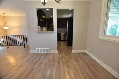 7852 Sprucewood Avenue, Woodridge, IL 60517 - Photo 13