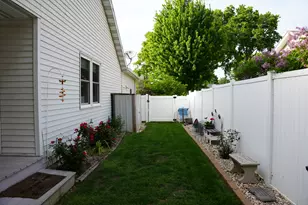 623 Magnolia Ln, Ottawa, IL 61350 - Photo 21