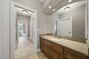 329 S Kenmore Ave, Elmhurst, IL 60126 - Photo 25
