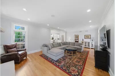 329 S Kenmore Avenue, Elmhurst, IL 60126 - Photo 13