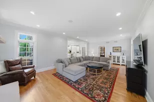 329 S Kenmore Ave, Elmhurst, IL 60126 - Photo 13