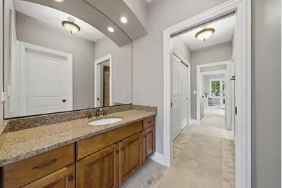 329 S Kenmore Avenue, Elmhurst, IL 60126 - Photo 23