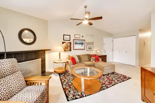 1508 Seville Ct, Wheeling, IL 60090 - Photo 3