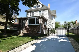 407 S 20th Ave, Maywood, IL 60153 - Photo 1