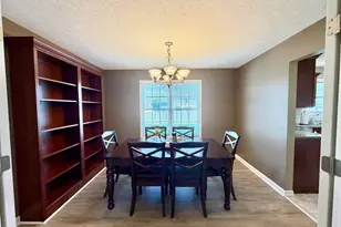 305 Prairie View Dr, Hudson, IL 61748 - Photo 7