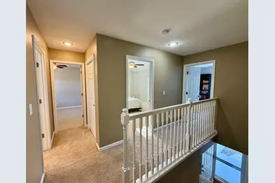 305 Prairieview Drive, Hudson, IL 61748 - Photo 15