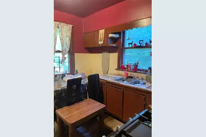 7241 S Carpenter Street, Chicago, IL 60621 - Photo 9