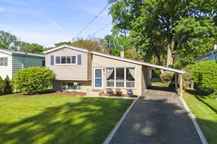 65 N Glenview Ave, Lombard, IL 60148 - Photo 1