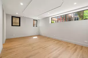 822 W Aldine Ave, Chicago, IL 60657 - Photo 13