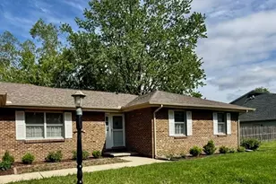 704 Wesley Ave, Savoy, IL 61874 - Photo 17