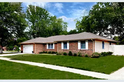 704 Wesley Avenue, Savoy, IL 61874 - Photo 1
