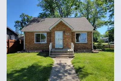 33191 N Sunset Avenue, Grayslake, IL 60030 - Photo 1