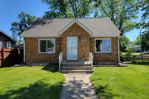 33191 N Sunset Ave, Grayslake, IL 60030 - Photo 1