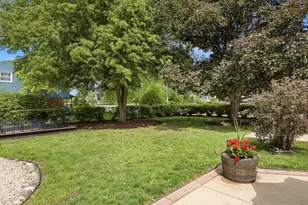 27W231 Bolles Ave, Winfield, IL 60190 - Photo 25