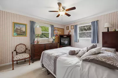 27W231 Bolles Avenue, Winfield, IL 60190 - Photo 15