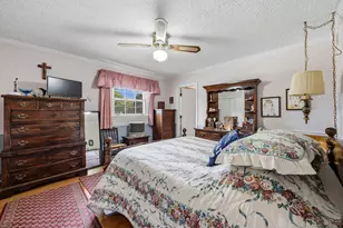 27W231 Bolles Ave, Winfield, IL 60190 - Photo 13