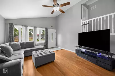 167 Ridgewood Avenue, Bensenville, IL 60106 - Photo 3
