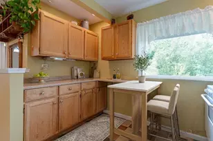 28324 W Park Ave, Wauconda, IL 60084 - Photo 7