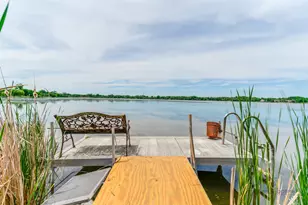 28324 W Park Ave, Wauconda, IL 60084 - Photo 21