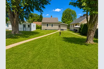 1309 13th Avenue, Sterling, IL 61081 - Photo 3
