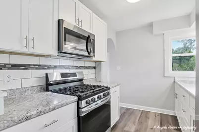 2618 Kashmiri Avenue, McHenry, IL 60050 - Photo 7