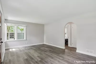 2618 Kashmiri Avenue, McHenry, IL 60050 - Photo 5