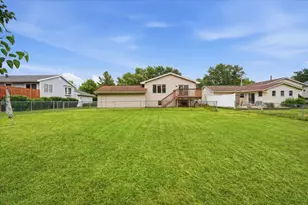 2710 E Washington St, Bloomington, IL 61704 - Photo 25