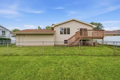 2710 E Washington Street, Bloomington, IL 61704 - Photo 23