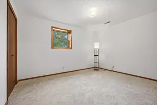 2710 E Washington St, Bloomington, IL 61704 - Photo 19