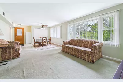 921 N Harold Avenue, Melrose Park, IL 60164 - Photo 13