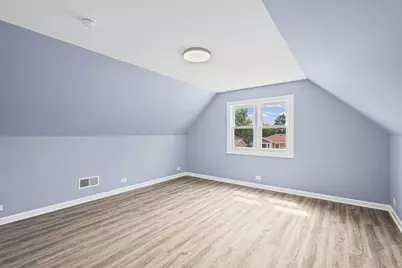 9411 S Springfield Avenue, Evergreen Park, IL 60805 - Photo 17