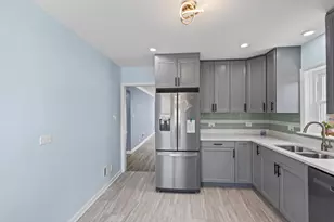 9411 S Springfield Ave, Evergreen Park, IL 60805 - Photo 9