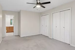 460 Raintree Ct, Glen Ellyn, IL 60137 - Photo 15