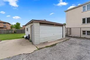 11201 S Helena Dr, Palos Hills, IL 60465 - Photo 49
