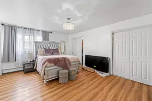 11201 S Helena Dr, Palos Hills, IL 60465 - Photo 9