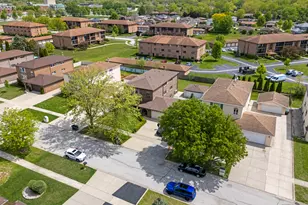 11201 S Helena Dr, Palos Hills, IL 60465 - Photo 55