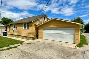 1727 Jackson St, North Chicago, IL 60064 - Photo 3