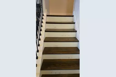8434 S Yates Boulevard, Chicago, IL 60617 - Photo 13