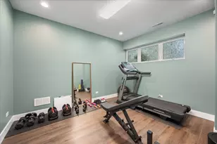 4137 N Lawndale Ave, Chicago, IL 60618 - Photo 27