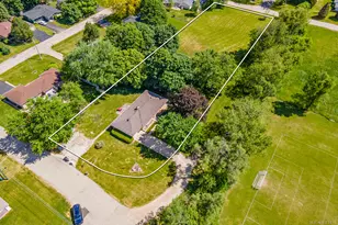 10218 McConnell St, Richmond, IL 60071 - Photo 5