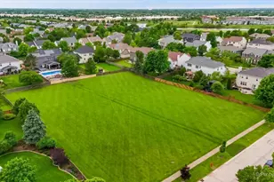 730 Charismatic Dr, Oswego, IL 60543 - Photo 61