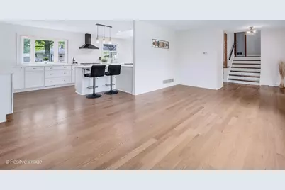 7724 Knottingham Lane, Downers Grove, IL 60516 - Photo 5